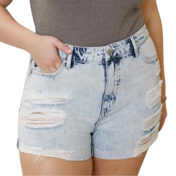 KanCan Monty Ultra High Rise Bleach Washed Shorts 1XL - Picture 1 of 8